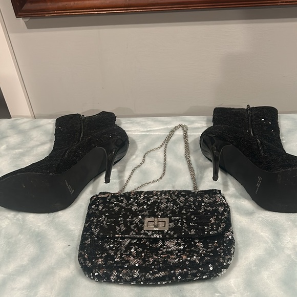 Black used sequence heels size 10 with matching purse - Picture 2 of 3